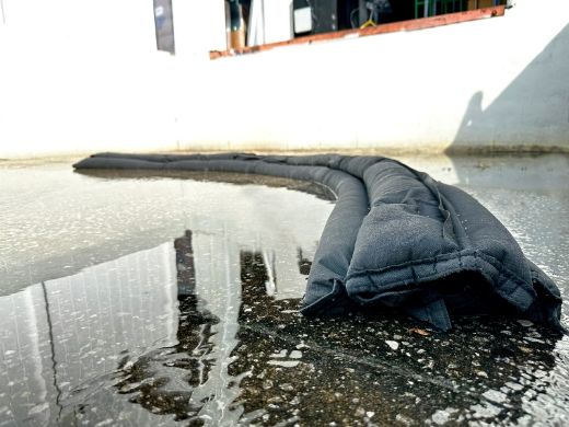 Picture of ULTRA-FLOOD STOPPER TUBES BLACK (1.5ML X 0.2MW X 6MMH - UNACTIVATED)